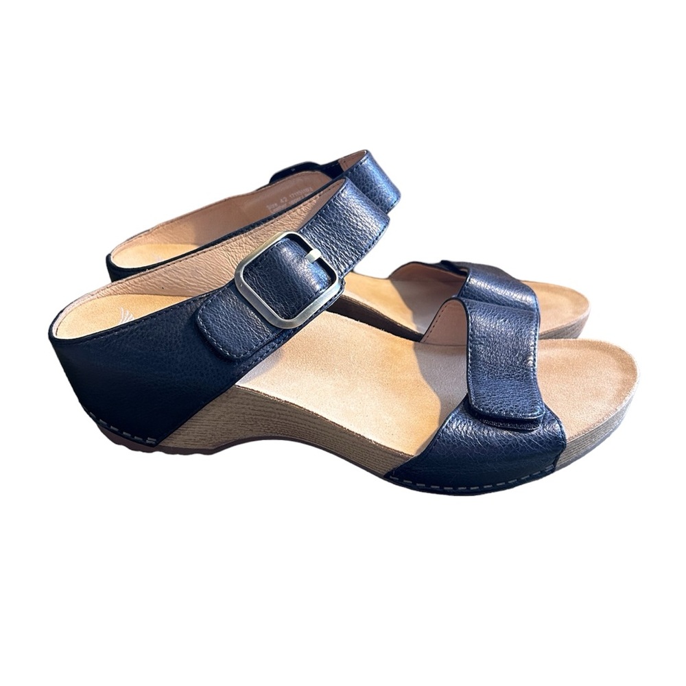 Dansko Tanya Black Milled Burnished Sandal Size 42 Leather Black Sandal